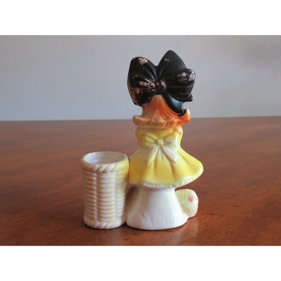 READ* Enesco Kitchen Prayer Girl Yellow Napkin Holder Salt Pepper Toothpick Vtg - Picture 8 of 12